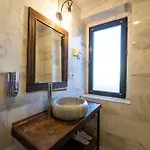 Отель Rustic Caves *