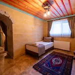 Отель Rustic Caves