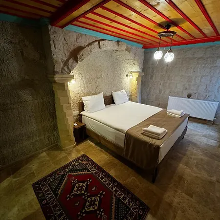 Hotel Rustic Caves *