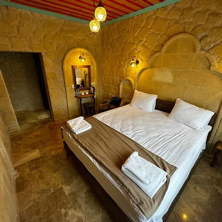 Rustic Caves Hotel *