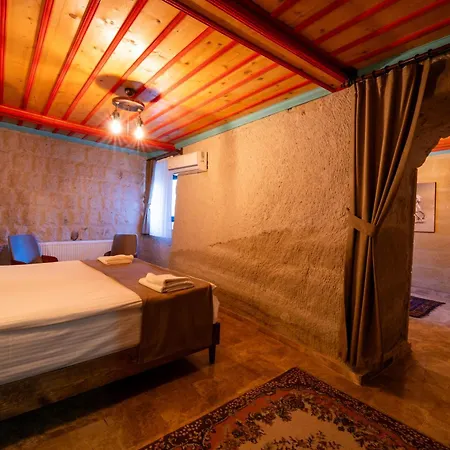 Hotell Rustic Caves *