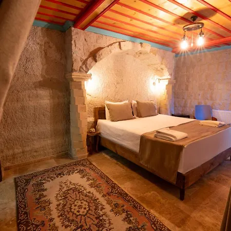 Rustic Caves ホテル ギョレメ