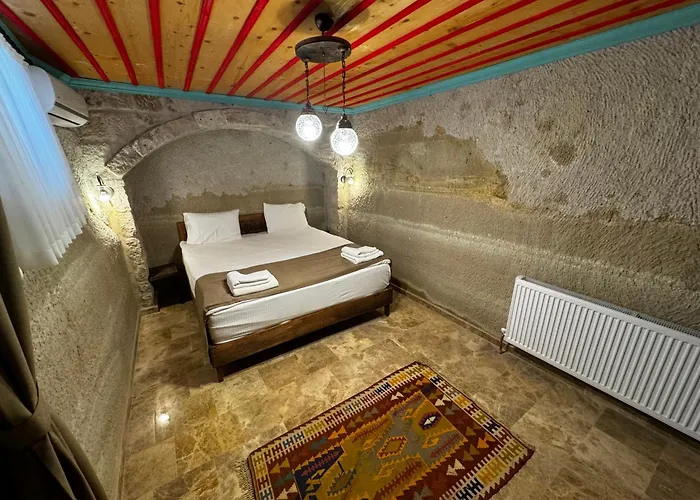 Отель Rustic Caves