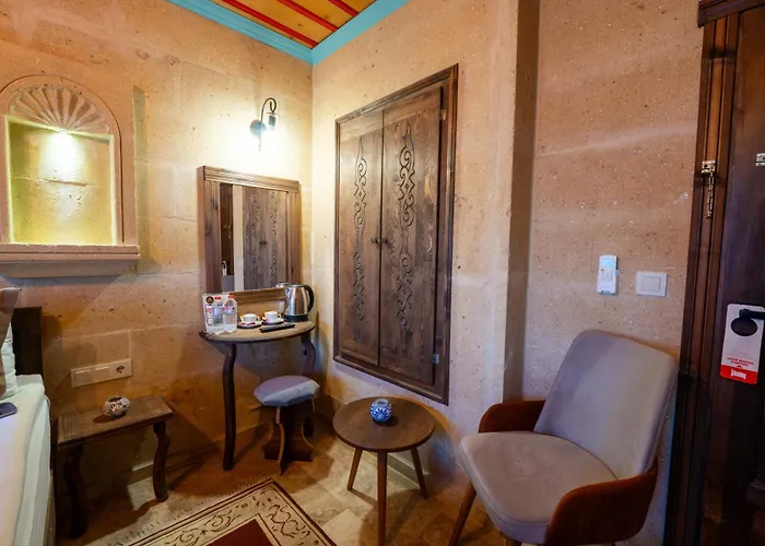 Rustic Caves Göreme